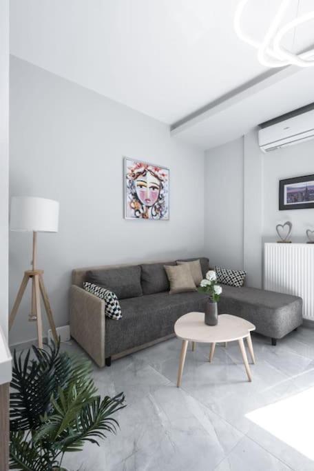 Soleggiato Minimal Apartment Thessaloniki